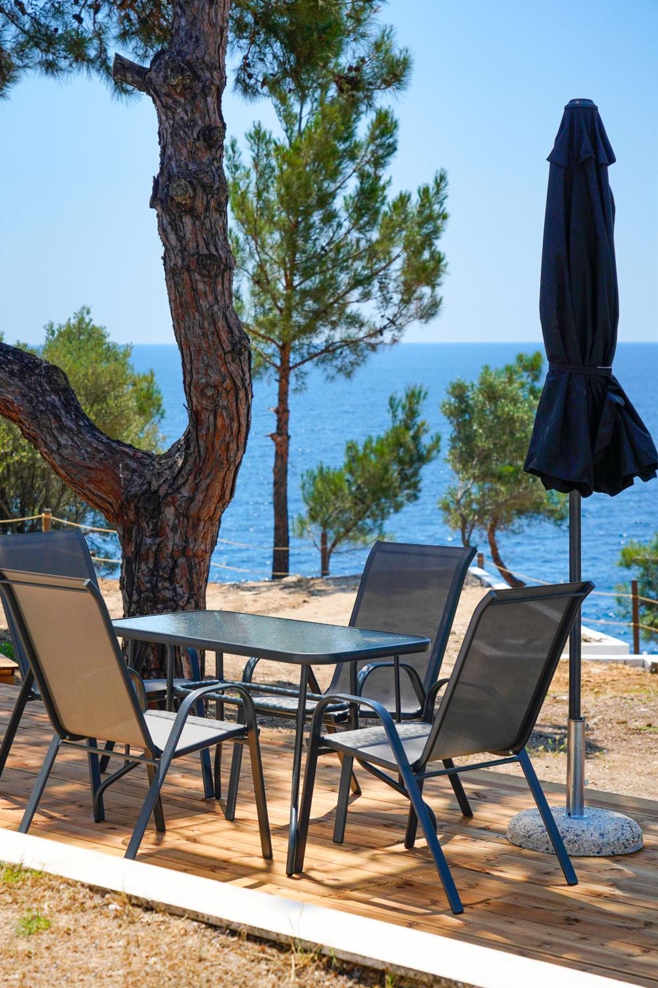 Acroterra - Easy Living Lejlighedshotel Alikí Eksteriør billede