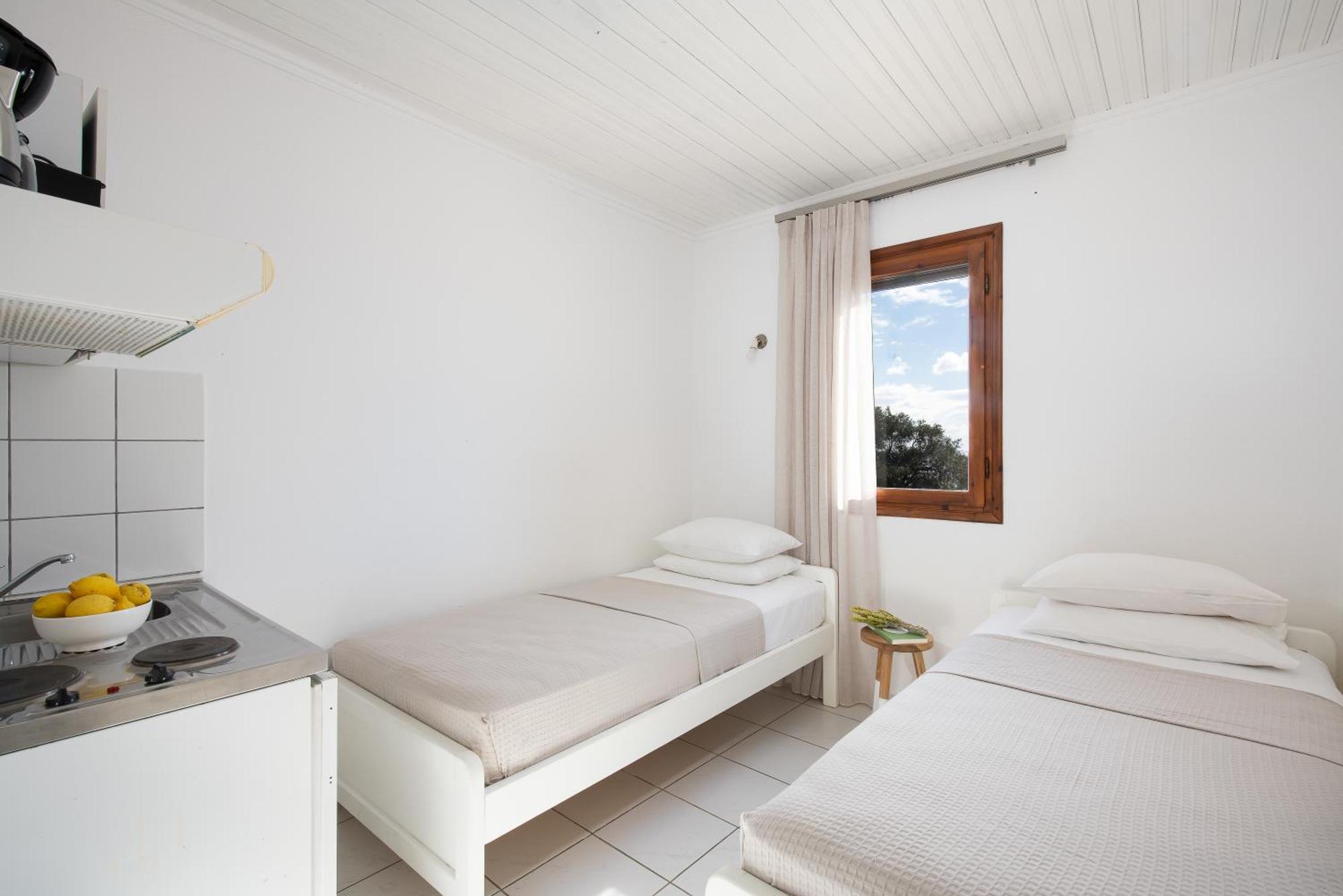 Acroterra - Easy Living Lejlighedshotel Alikí Eksteriør billede