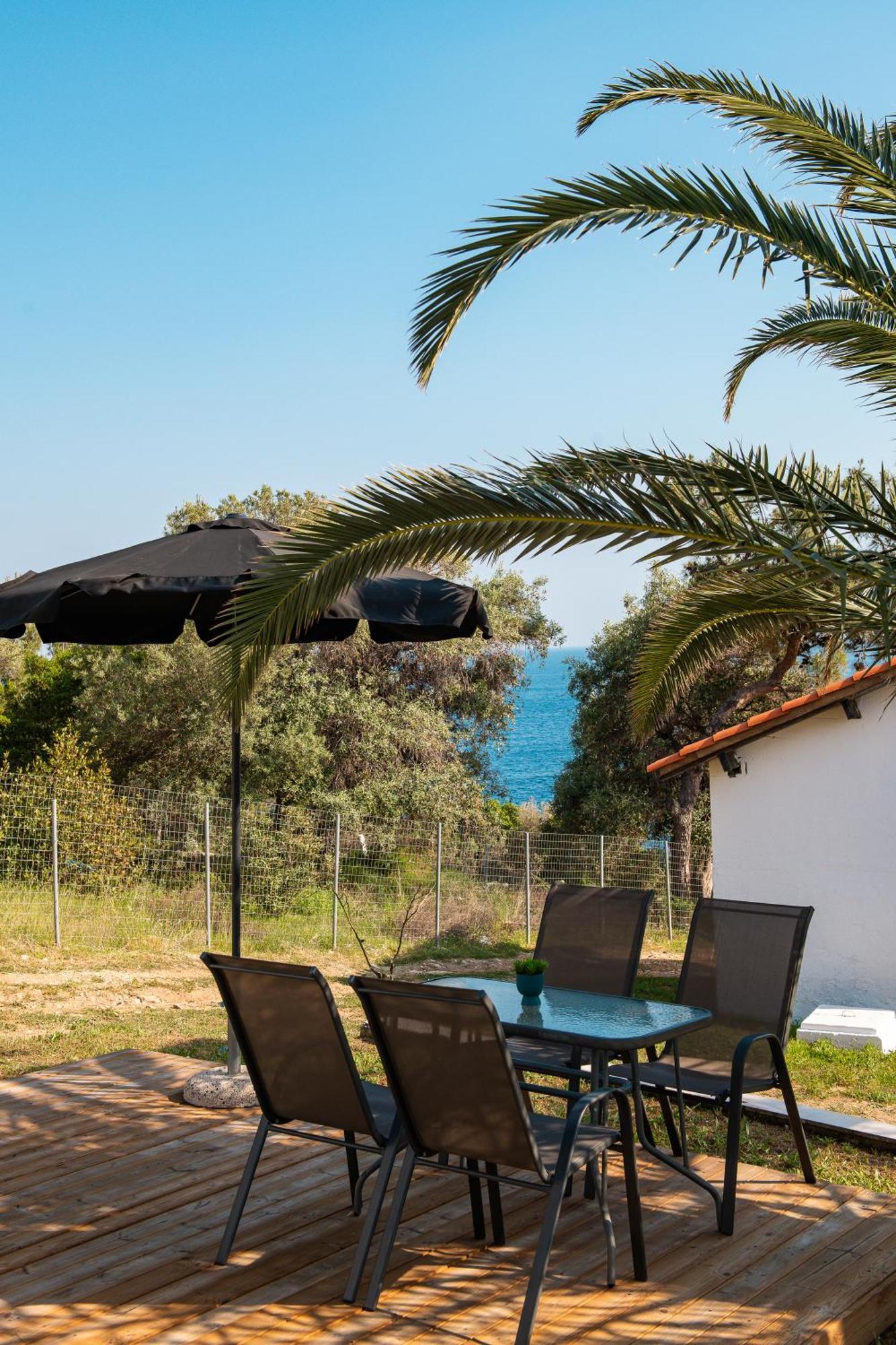 Acroterra - Easy Living Lejlighedshotel Alikí Eksteriør billede