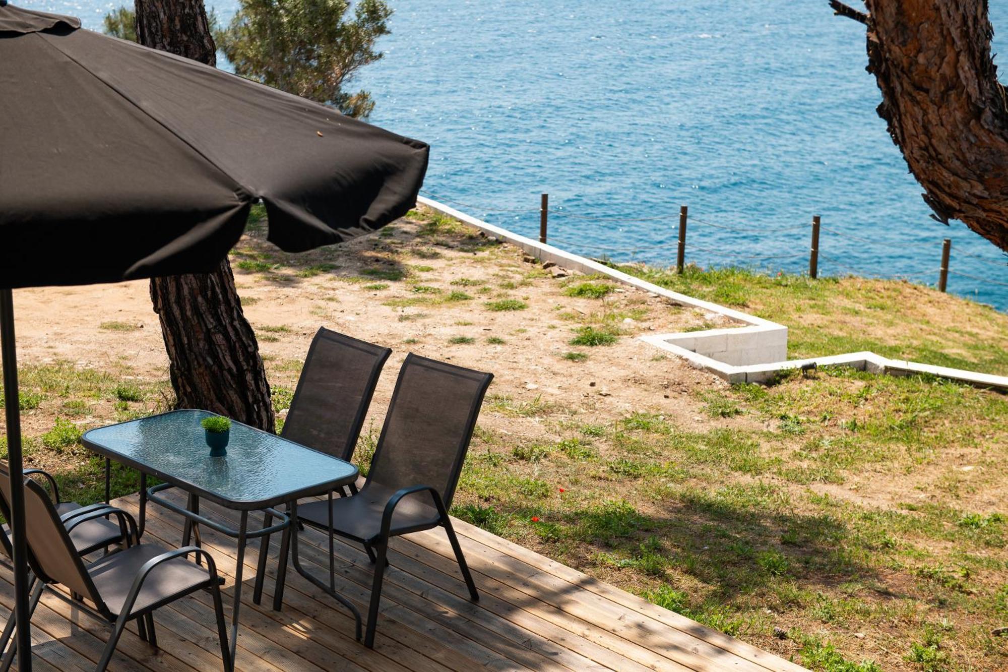 Acroterra - Easy Living Lejlighedshotel Alikí Eksteriør billede