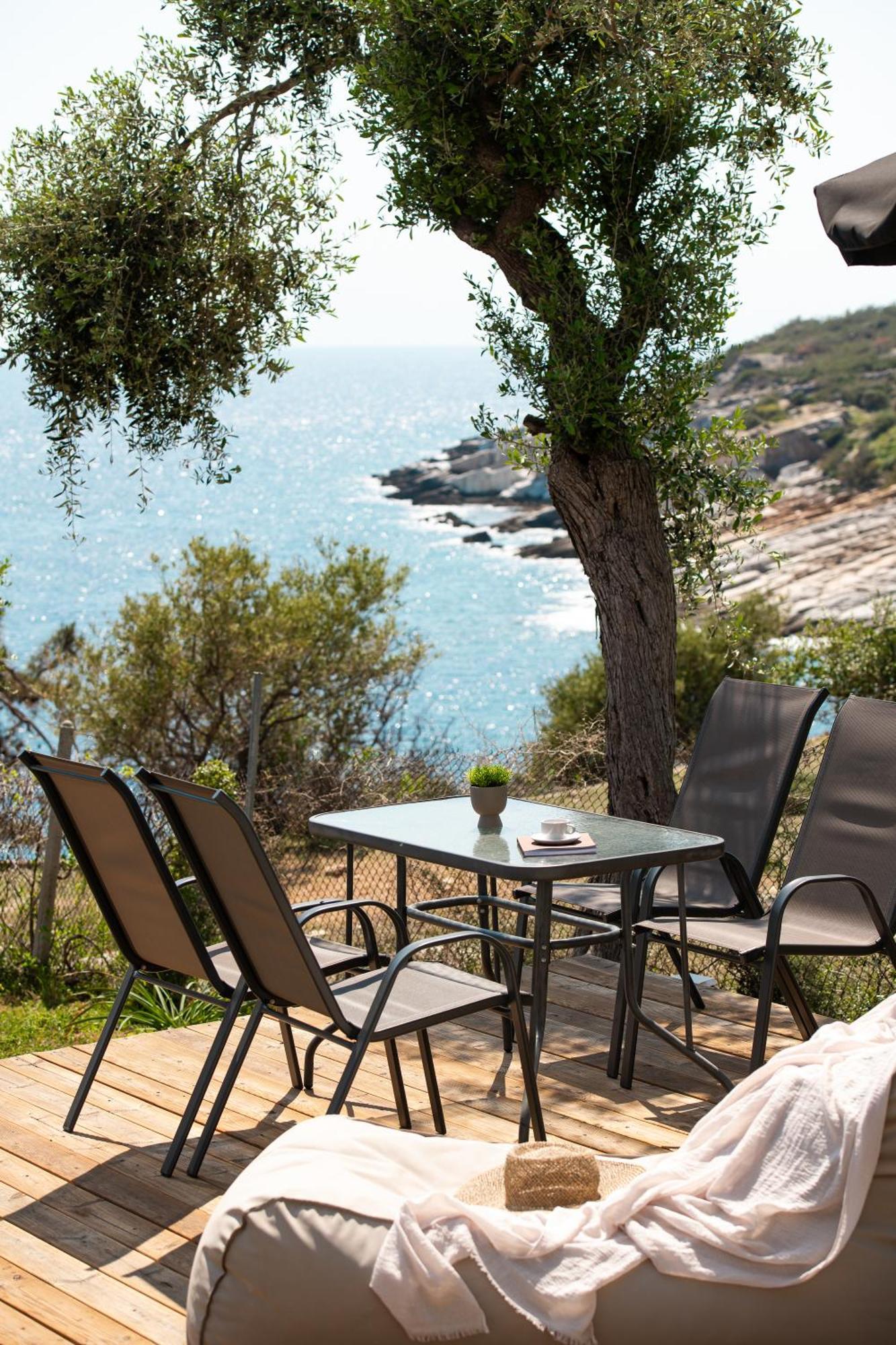 Acroterra - Easy Living Lejlighedshotel Alikí Eksteriør billede