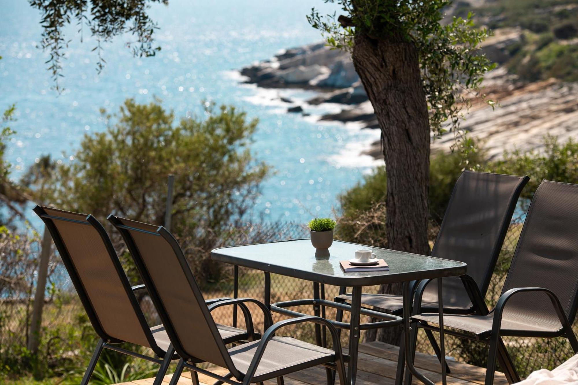 Acroterra - Easy Living Lejlighedshotel Alikí Eksteriør billede