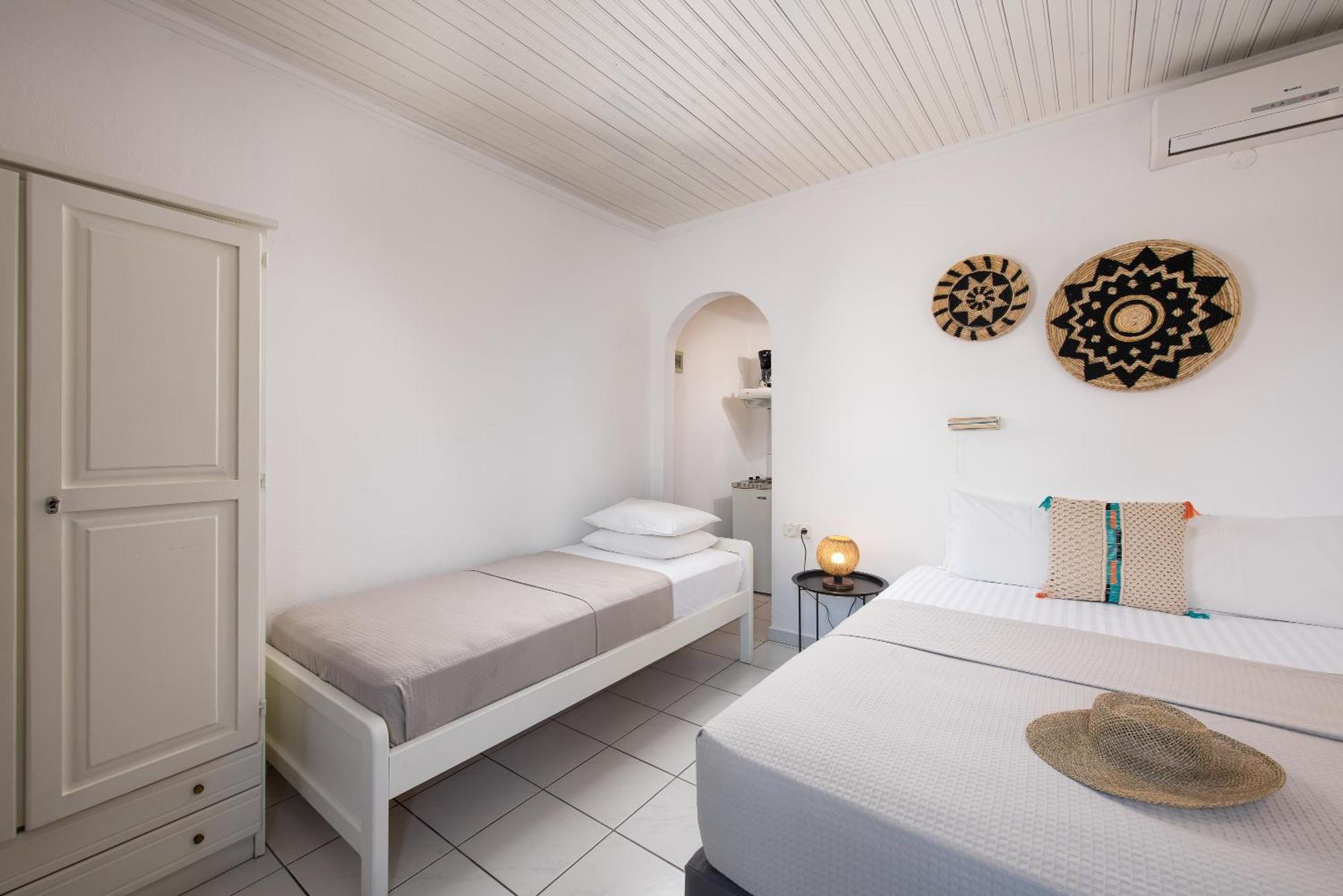 Acroterra - Easy Living Lejlighedshotel Alikí Eksteriør billede