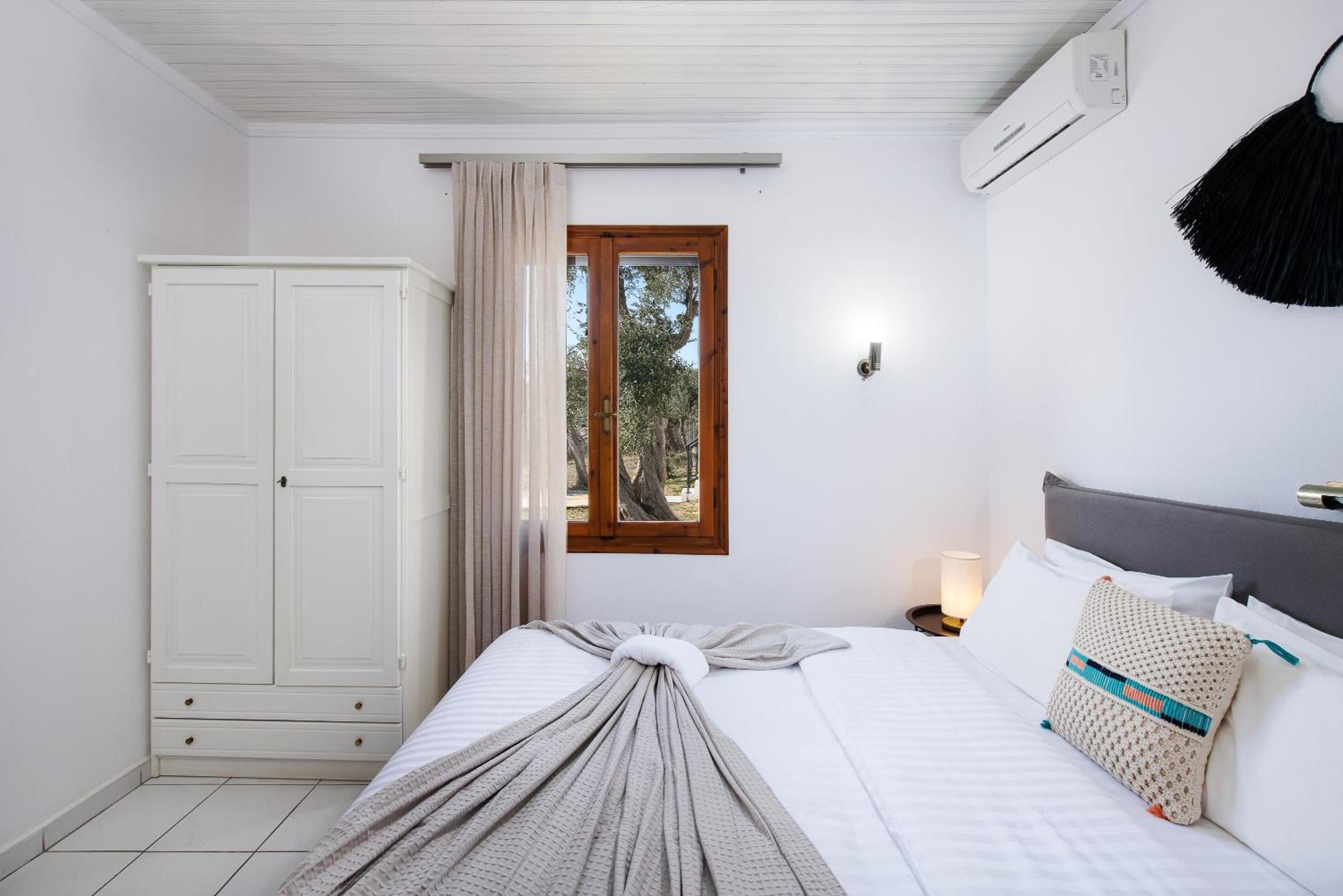 Acroterra - Easy Living Lejlighedshotel Alikí Eksteriør billede