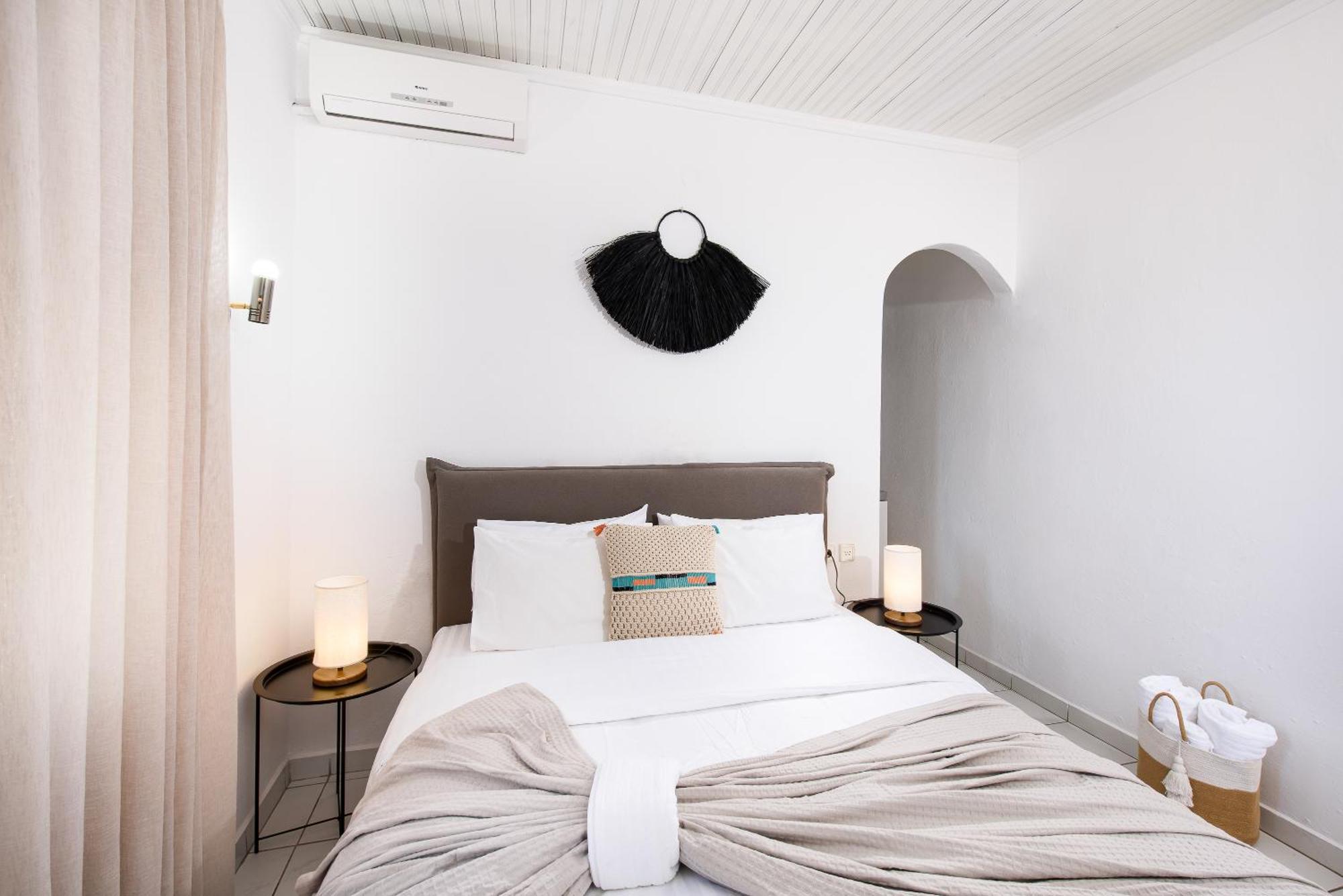 Acroterra - Easy Living Lejlighedshotel Alikí Eksteriør billede
