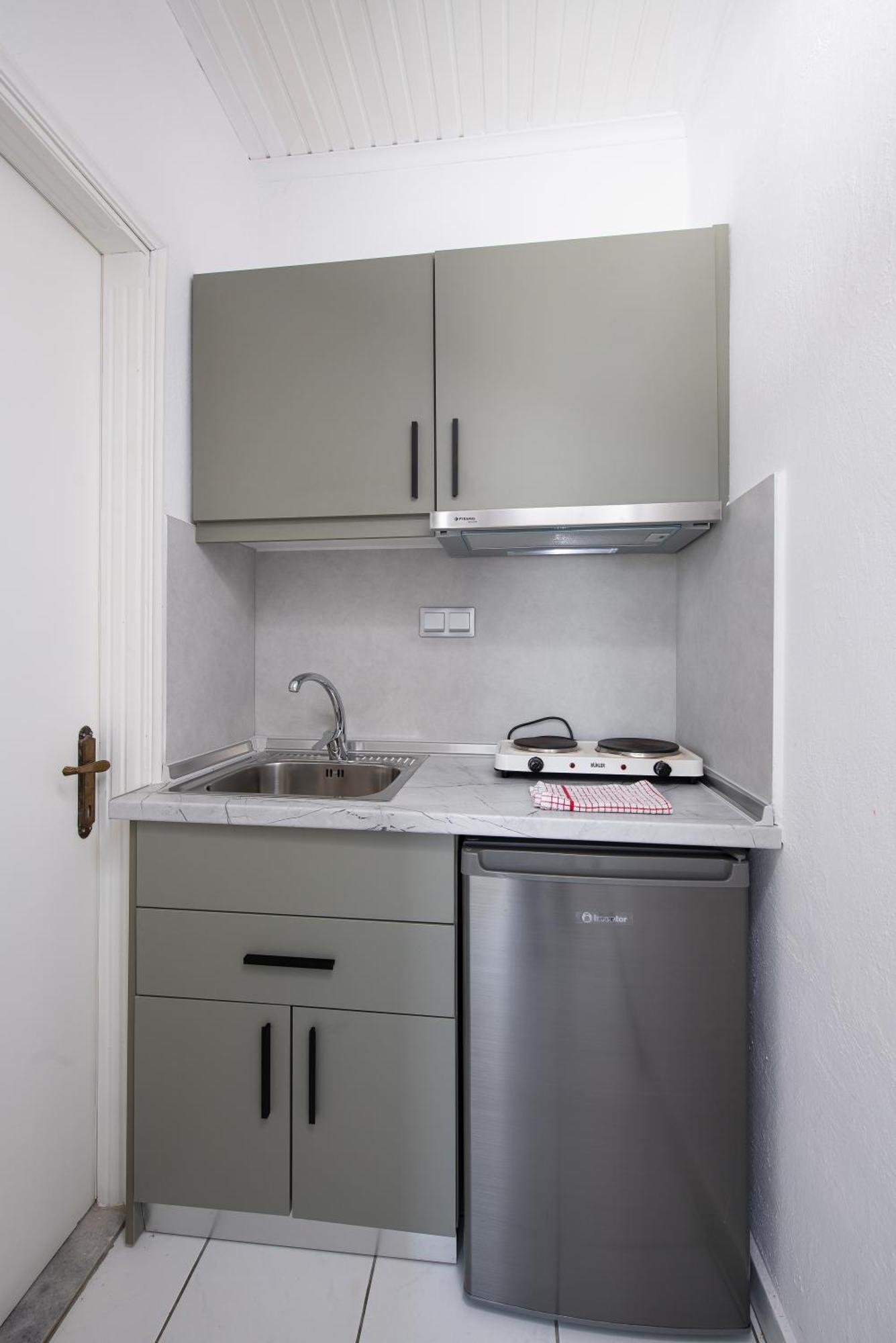 Acroterra - Easy Living Lejlighedshotel Alikí Eksteriør billede